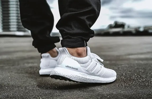 Adidas-Memperkenalkan-Koleksi-Sepatu-Terbaru